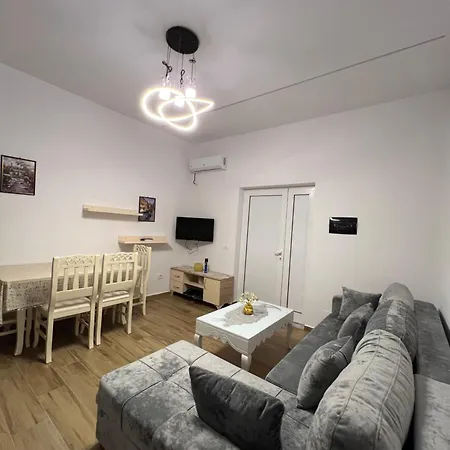 Апартаменты Hilltop *