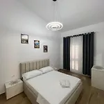 Hilltop Apartamento Fier