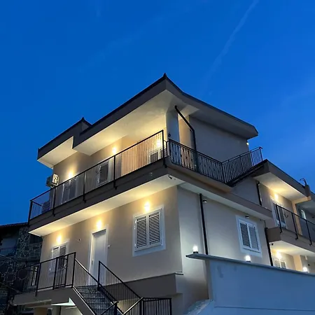 Hilltop Apartment