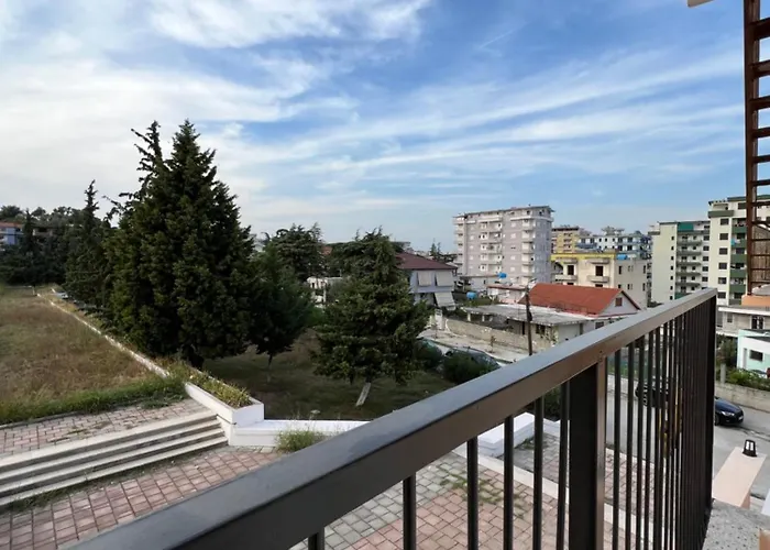 Hilltop Appartement Fier